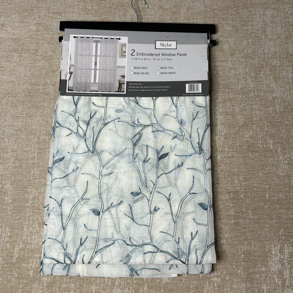 Window panels - Picture 2 of 3